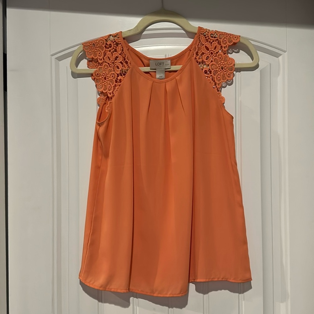 Loft tank top